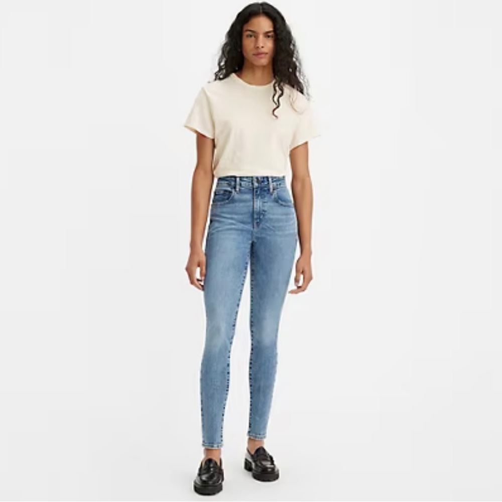 LEVI WOMENS 721 HIGH RISE SKINNY ANKLE JEANS - 27”